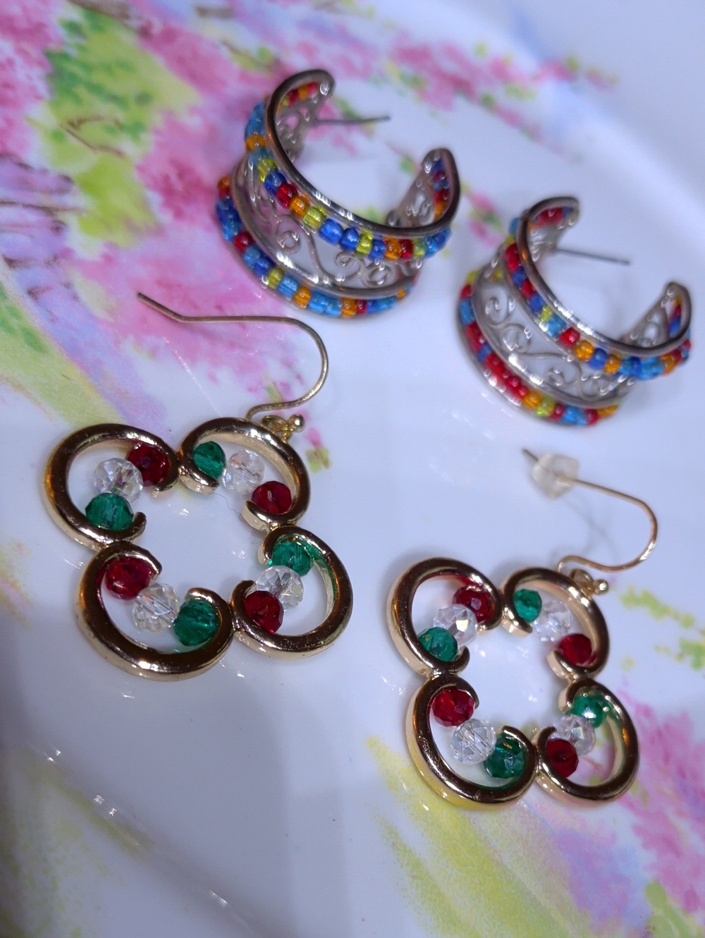 2 Colourful Earrings In Silver And Gold Tone